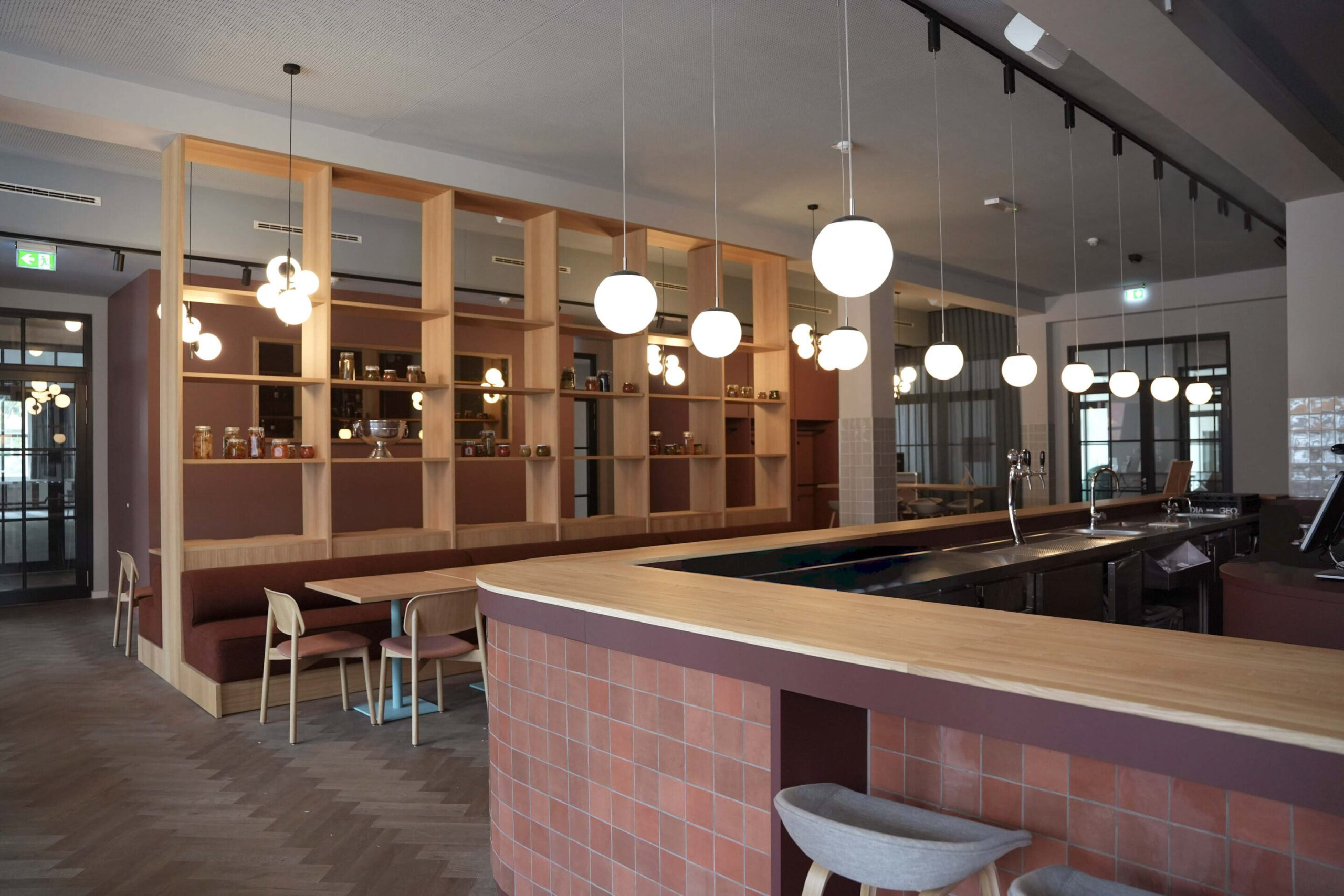 Restaurant Header neu